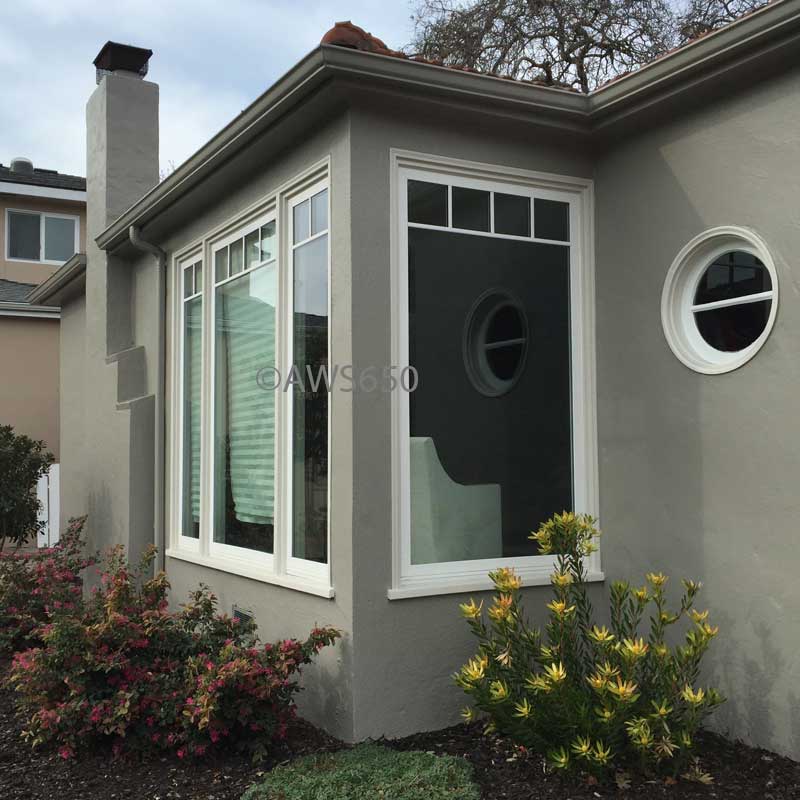 Milgard Tascany Picture windows with Valnace grid in San Carlos